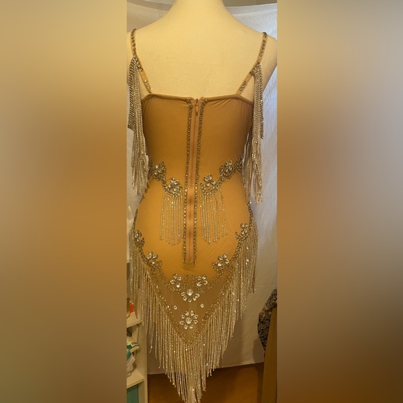 Birthday dress. Size S or M. Cup I think is 34 or 36 C/ D - Picture 9 of 9